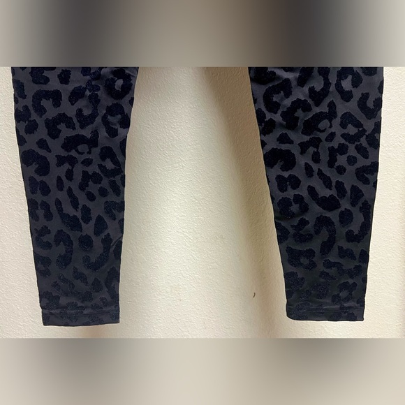 Balance Athletica Black Leopard Print Leggings EUC! - Picture 12 of 15